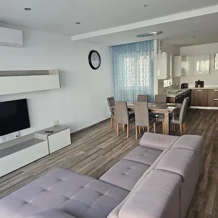 Apartment Spacious 3 Bedroom Flat At Mosta Ta' Mlit