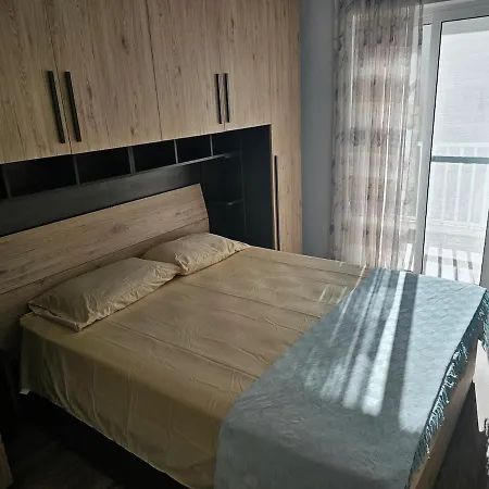 Spacious 3 Bedroom Flat At Mosta