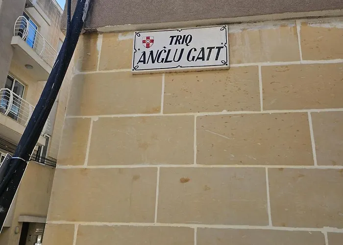 Διαμέρισμα Spacious 3 Bedroom Flat At Mosta